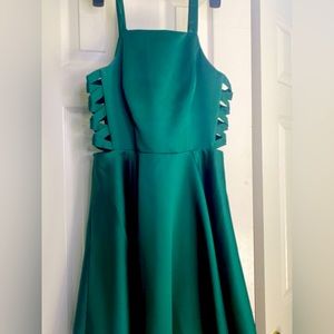 A short green prom dress.